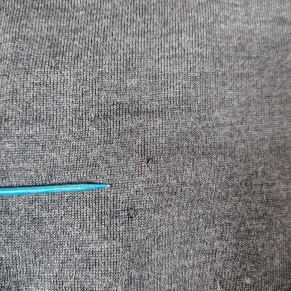 Calvin Klein Sweater Mens Size XL Black Extra Fine Merino Wool V Neck - Picture 3 of 9